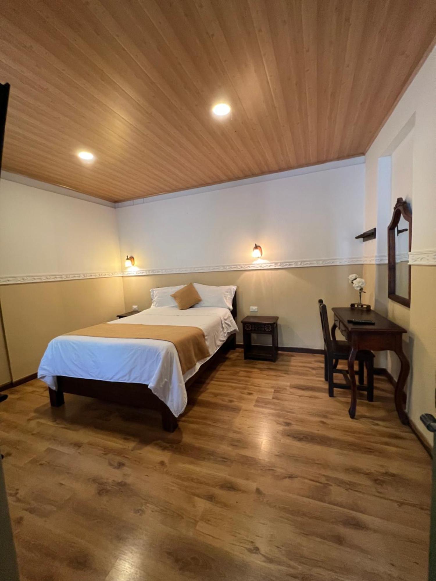 Hotel La Gran Casona Tunja Exterior photo